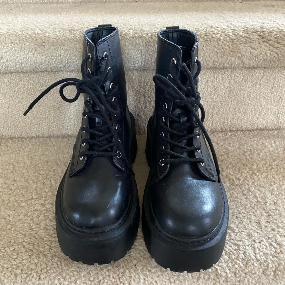 Steve Madden Slashed Combat Platform Boot (women)